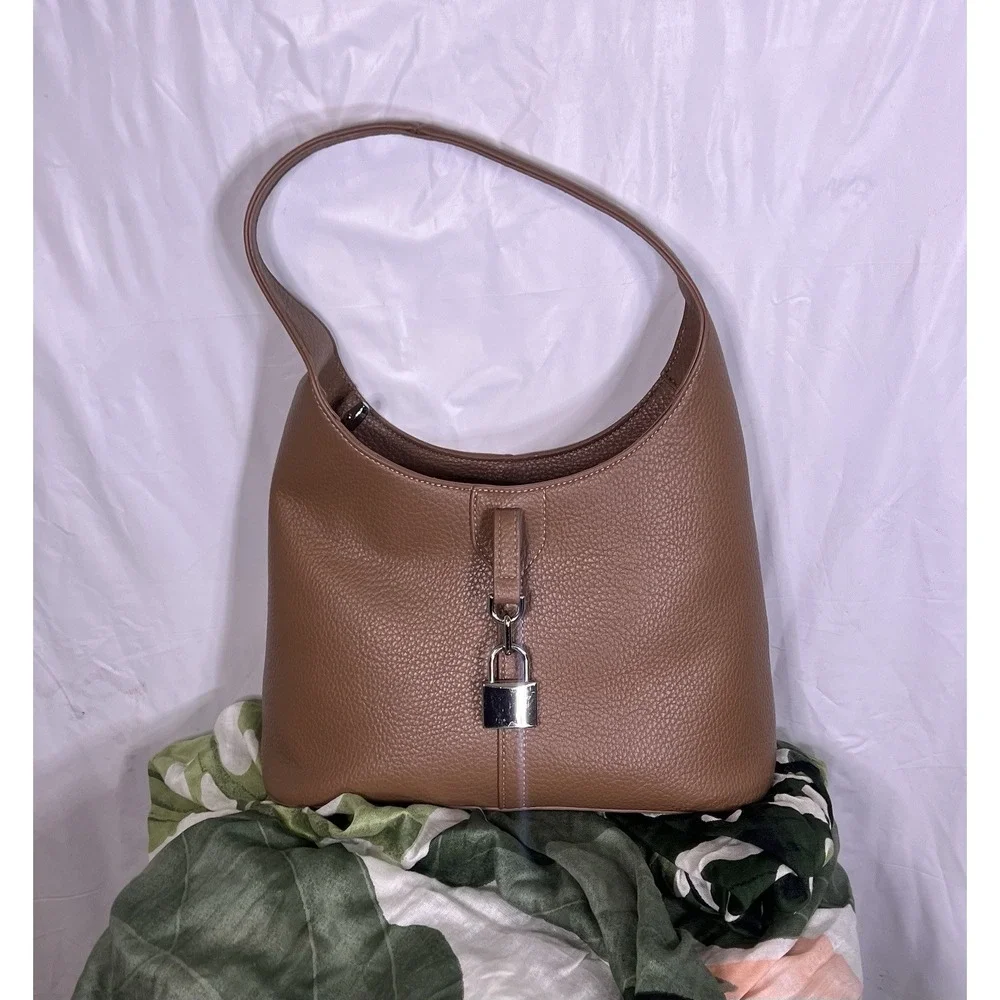 Hobo Bag Purse Brown Pebbled‎ Leather Inside Pockets Locket